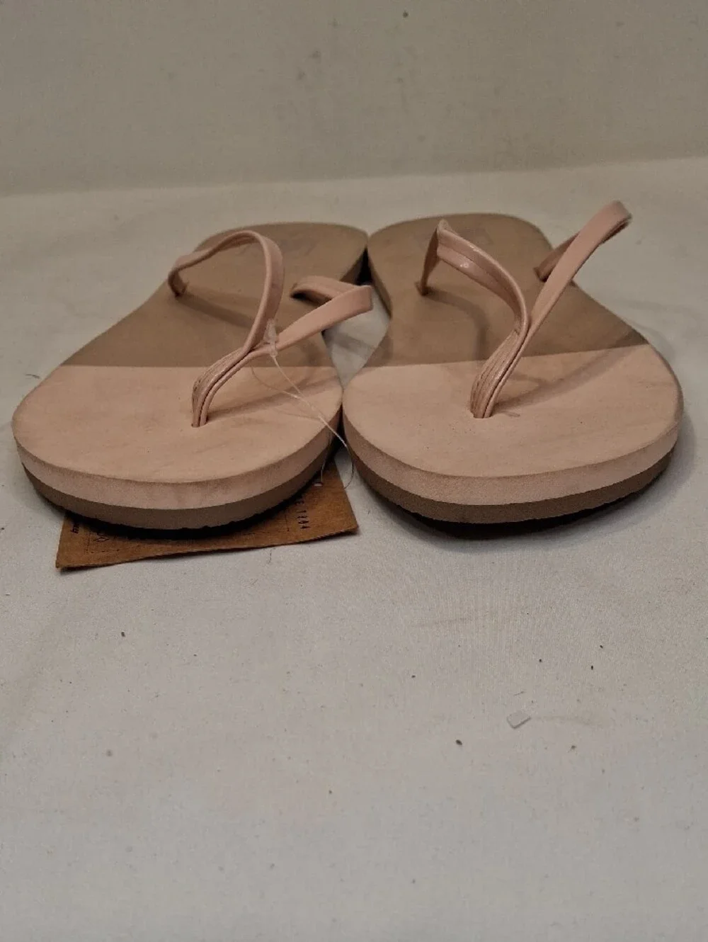 Reef Bliss Toe Dip Blush Pink Glossy Strap Flip Flops. New Wirh Tag